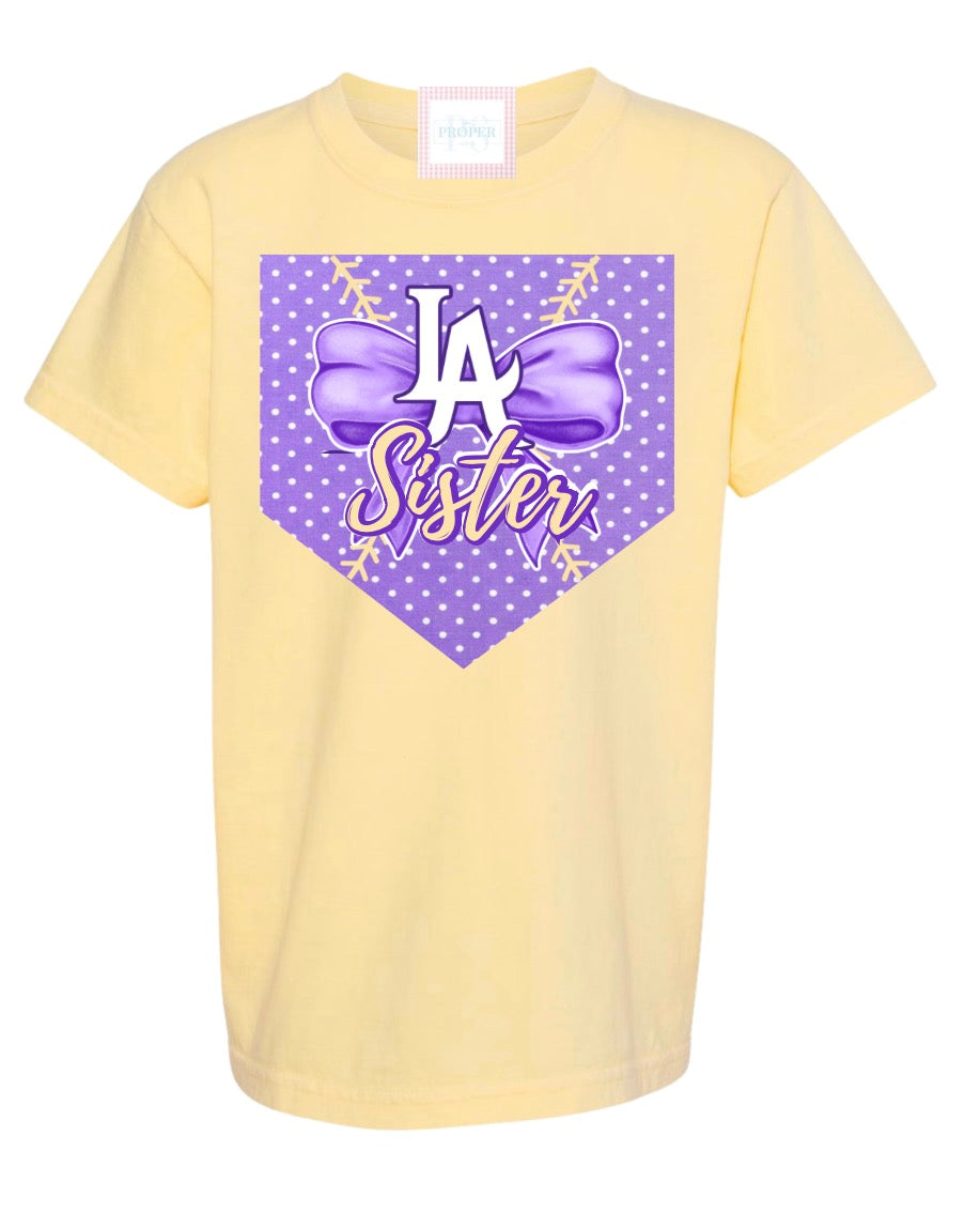 Finest Sisters Tee
