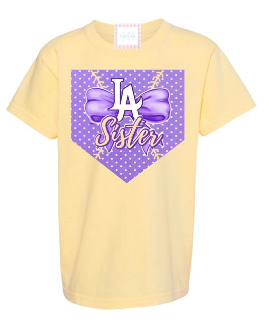 Finest Sisters Tee
